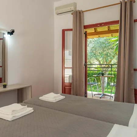 Calypso Aparthotel 3*