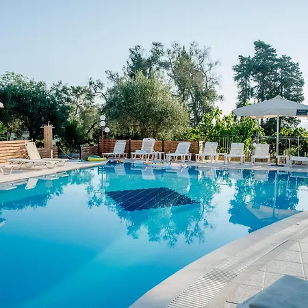 Calypso Aparthotel 3*