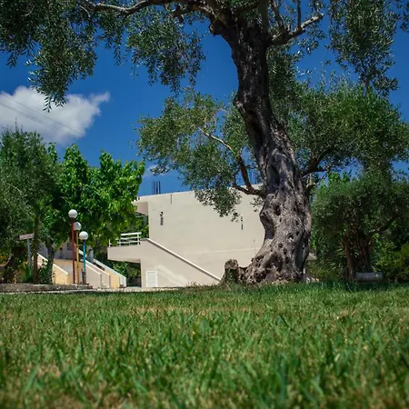 Aparthotel Calypso 3*