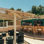Calypso Apart-hotel